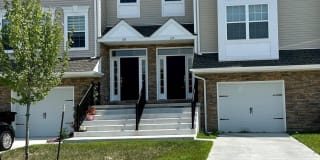 137 LEXINGTON PL 137 LEXINGTON PL Photo Gallery 1