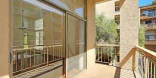 310 N Civic Dr 309 310 N Civic Dr 309 Photo Gallery 1