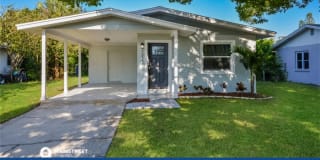 1222 24th Avenue West 1222 24th Avenue West Photo Gallery 1