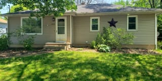 1836 Covington Dr SE 1836 Covington Dr SE Photo Gallery 1