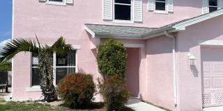114 NW 29th Pl 114 NW 29th Pl Photo Gallery 1