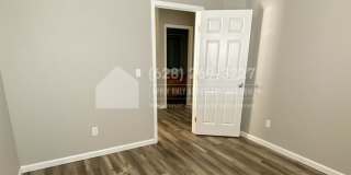 1090 Azalea Ln 1090 Azalea Ln Photo Gallery 1