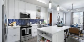 Flatiron Domain Flatiron Domain Photo Gallery 1