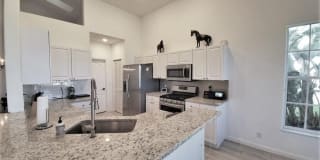 46 Pinnacle Cove 46 Pinnacle Cove Photo Gallery 1