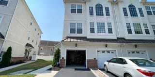 2142 Verona Dr 2142 Verona Dr Photo Gallery 1