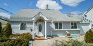 303 Lansdowne Avenue 303 Lansdowne Avenue Photo Gallery 1