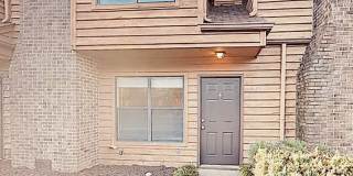 2327 Brookview Court 2327 Brookview Court Photo Gallery 1