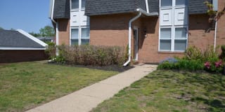 2043 N HARBOUR DR 2043 N HARBOUR DR Photo Gallery 1