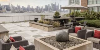 7 Avenue at Port Imperial 7 Avenue at Port Imperial Photo Gallery 1