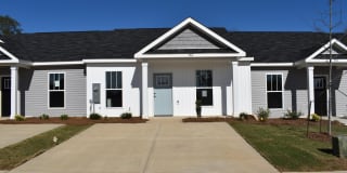 556 HARDY Point 556 HARDY Point Photo Gallery 1