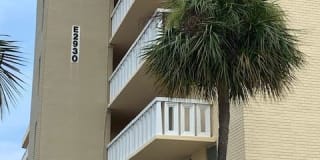 2930 Point East Drive 2930 Point East Drive Photo Gallery 1
