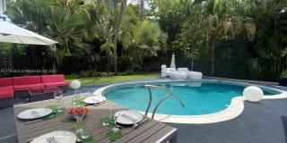 1825 Alamanda Dr 1825 Alamanda Dr Photo Gallery 1