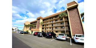 8500 Ridgewood Avenue 8500 Ridgewood Avenue Photo Gallery 1