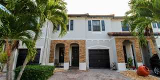23579 SW 113th Psge 23579 SW 113th Psge Photo Gallery 1