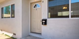 10615 California Ave Unit A 10615 California Ave Unit A Photo Gallery 1