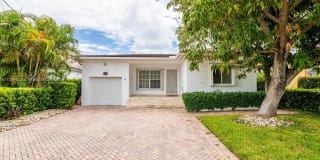9441 Byron Ave 9441 Byron Ave Photo Gallery 1