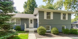 5205 West 79th Street 5205 West 79th Street Photo Gallery 1