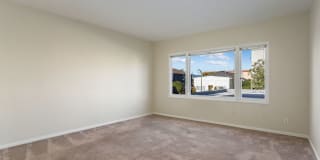 2432 Webb Ave #A - 1 bedroom / 1 bathroom 2432 Webb Ave #A - 1 bedroom / 1 bathroom Photo Gallery 1
