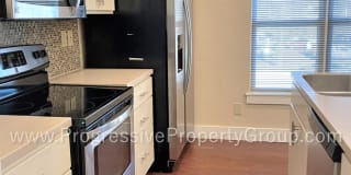 527 East Kiowa Street #101 527 East Kiowa Street #101 Photo Gallery 1