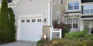 23 COMPASS CIRCLE 23 COMPASS CIRCLE Photo Gallery 1