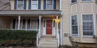 542 Banks Road East 542 Banks Road East Photo Gallery 1