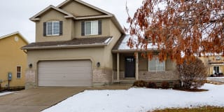 459 E APPLE BLOSSOM LN 459 E APPLE BLOSSOM LN Photo Gallery 1
