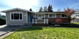2128 Seaview Ave W 2128 Seaview Ave W Photo Gallery 1