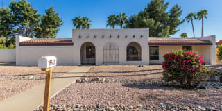 6943 E Redfield Rd 6943 E Redfield Rd Photo Gallery 1
