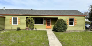 4401 Harmon Rd 4401 Harmon Rd Photo Gallery 1