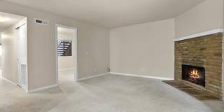 14331 - 124th Ave NE #C33 14331 - 124th Ave NE #C33 Photo Gallery 1
