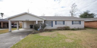 1529 John Dr 1529 John Dr Photo Gallery 1