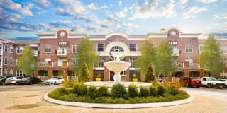 10X Living Columbia Town Center 10X Living Columbia Town Center Photo Gallery 1