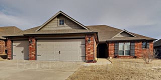 8421 N 76th East Ave 8421 N 76th East Ave Photo Gallery 1