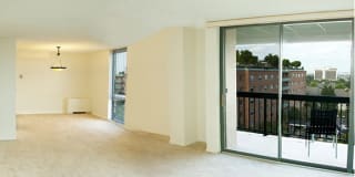 2121 Columbia Pike 2121 Columbia Pike Photo Gallery 1