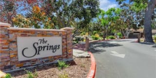 169 Streamwood 169 Streamwood Photo Gallery 1