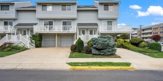807 Beach Avenue 807 Beach Avenue Photo Gallery 1
