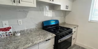 324 Surfside Blvd 324 Surfside Blvd Photo Gallery 1