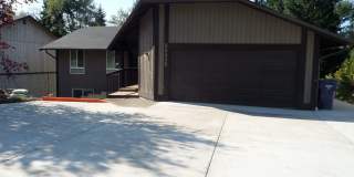 32413 6th Ave SW (Lower) 32413 6th Ave SW (Lower) Photo Gallery 1