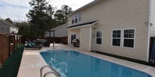 124 Endicott Drive 124 Endicott Drive Photo Gallery 1