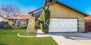 44125 Rodin Avenue 44125 Rodin Avenue Photo Gallery 1