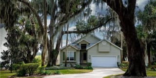 203 River Village Dr 203 River Village Dr Photo Gallery 1