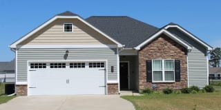 134 Princess Dr 134 Princess Dr Photo Gallery 1