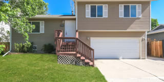 8863 West 86th Avenue 8863 West 86th Avenue Photo Gallery 1