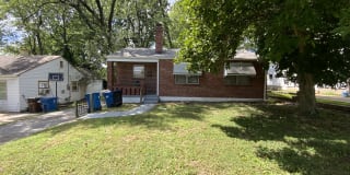 323 Ames Pl 323 Ames Pl Photo Gallery 1