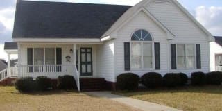 2737 Brentwood Drive N 2737 Brentwood Drive N Photo Gallery 1