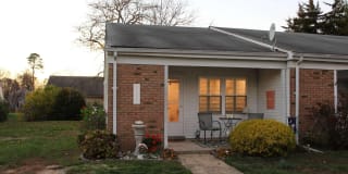 121 HUNTINGTON DRIVE 121 HUNTINGTON DRIVE Photo Gallery 1