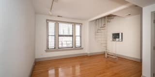 211 West 9th Street 211 West 9th Street Photo Gallery 1