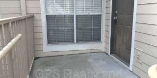 605 Youngstown Pkwy 605 Youngstown Pkwy Photo Gallery 1