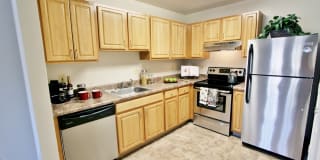 Kentlands Manor Senior Apartments Kentlands Manor Senior Apartments Photo Gallery 1