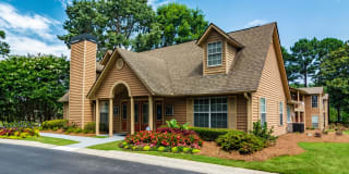 Oakley Run Apartments Oakley Run Apartments Photo Gallery 1